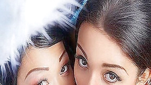 Asian girl is mixing up her lovers in a VR pornography video