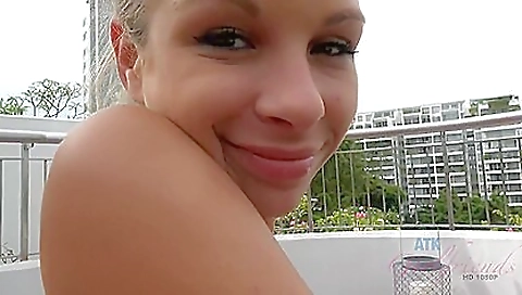 Latina gets fucked in the hot tub in the hot porn scene